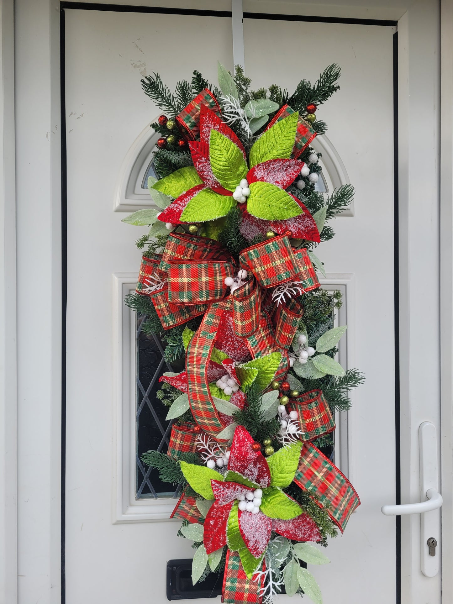 CHRISTMAS/WINTER WRETHS